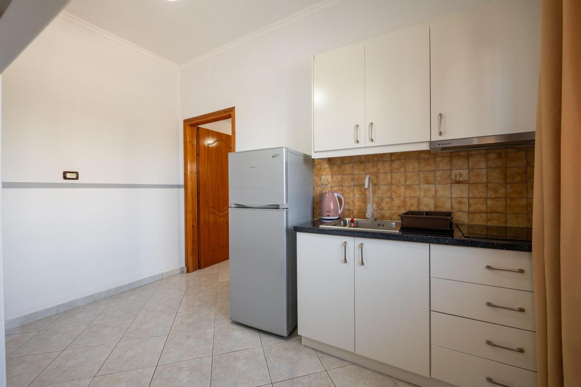 Apartments Mario Ксамил Экстерьер фото